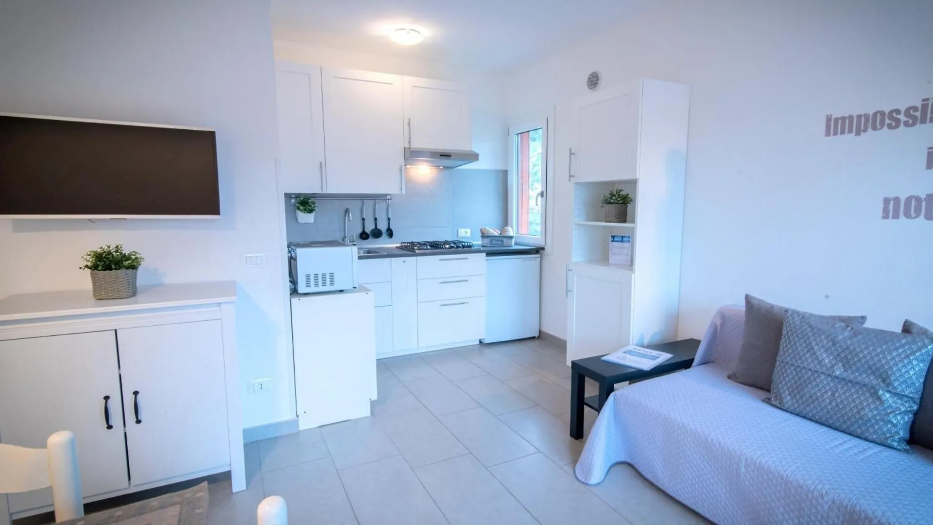 Zu - Casa Carla - Ol Apartment Peschiera del Garda 0*,  Italy