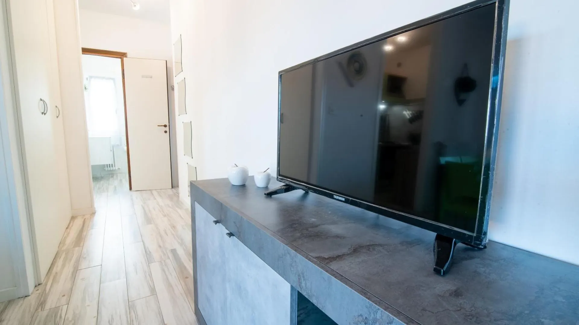 Zu - Casa Carla - Ol Apartment Peschiera del Garda
